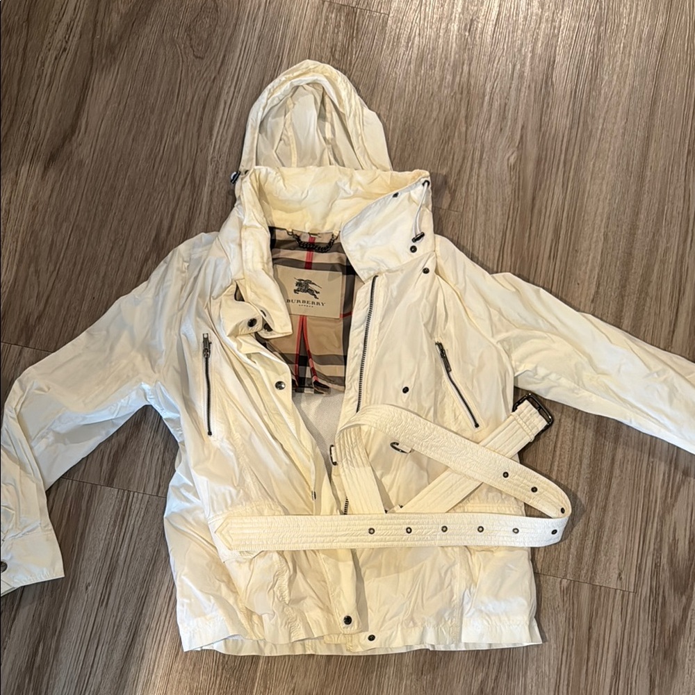 Burberry White Hooded Jacket